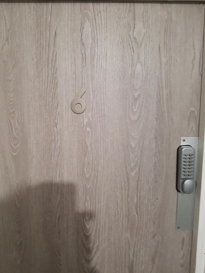 Atlas Road Guest House Кардіфф Екстер'єр фото