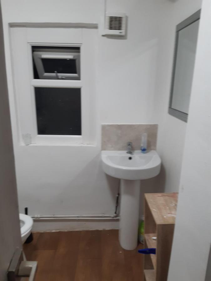 Atlas Road Guest House Кардіфф Екстер'єр фото