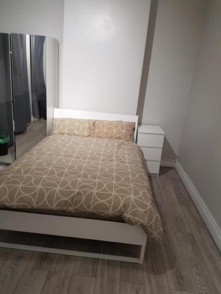 Atlas Road Guest House Кардіфф Екстер'єр фото
